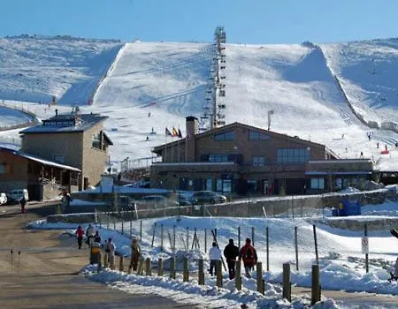Casa Rural&spa Mirador Sierra De Béjar Casa di campagna *