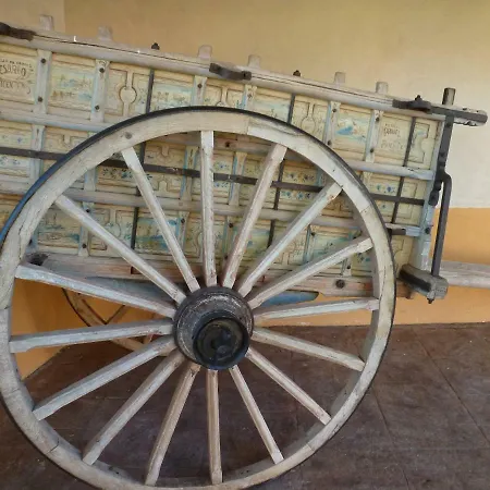 Casa Rural&spa Mirador Sierra De Béjar Casa di campagna *